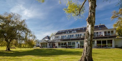 Allergiker-Hotels - Alternativen zu tierischer Milch: Sojamilch - Ostsee - Gartenansicht Gästehaus - HofHotel Krähenberg