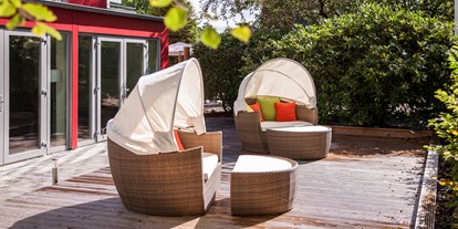 Allergiker-Hotels - pflanzenfreies Hotel - Nordsee - Entspannen Sie in einer unserer Sonneninseln oder in einem traditionellem Strandkorb. - Das Frühstückshotel SPO