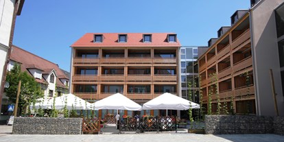 Allergiker-Hotels - Parkplatz - Deutschland - Biergarten und Innenhof - Best Western Plus BierKulturHotel Schwanen