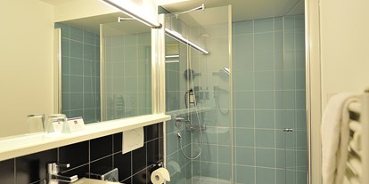 Allergiker-Hotels - Desinfektionsmittelspender - Alle Badezimmer mit ebenerdiger Dusche + WC - Best Western Plus BierKulturHotel Schwanen