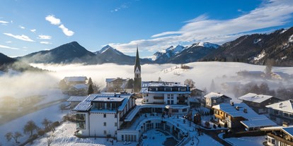 Allergiker-Hotels - Terrasse - Tirol - Hotel-Winteransicht mit Sonnwendjoch - Juffing Hotel & Spa ****S