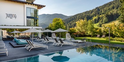 Allergiker-Hotels - für Diabetiker geeignete Nachspeisen/Kuchenbuffet - Tirol - Aussenpool Sommer - Juffing Hotel & Spa ****S