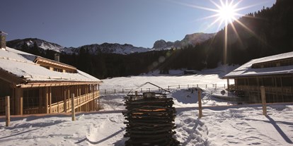 Allergiker-Hotels - Wände mit Naturfarbe bemalt - Italien - Winter - Tirler Dolomites Living Hotel 