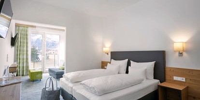 Allergiker-Hotels - Zimmerböden in Allergie-Zimmern: Laminatboden - DZ Superior - Hotel Zontaja