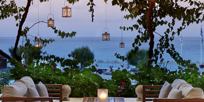 Allergiker-Hotels - Verpflegung: alkoholfreie Getränke ganztags inklusive - Romantic Bar - Creta Maris Beach Resort