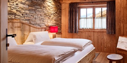 Allergiker-Hotels - Zimmerböden in Allergie-Zimmern: Fliesenboden - Promi Alm Flachau