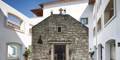Allergiker-Hotels - Alternativen zu tierischer Milch: Mandelmilch - Holy Trinity Church - Creta Maris Beach Resort