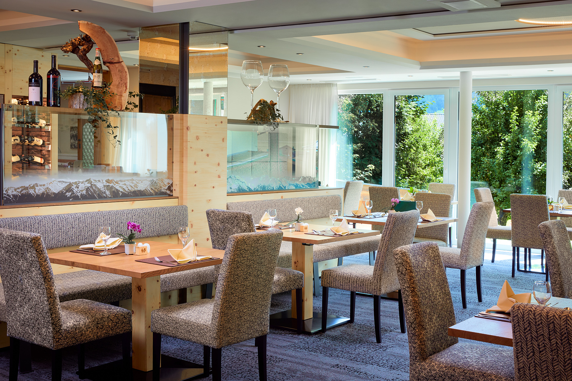 Allergiker-Hotels - Whirlpool - Speisesaal - Zirbenhotel Steiger