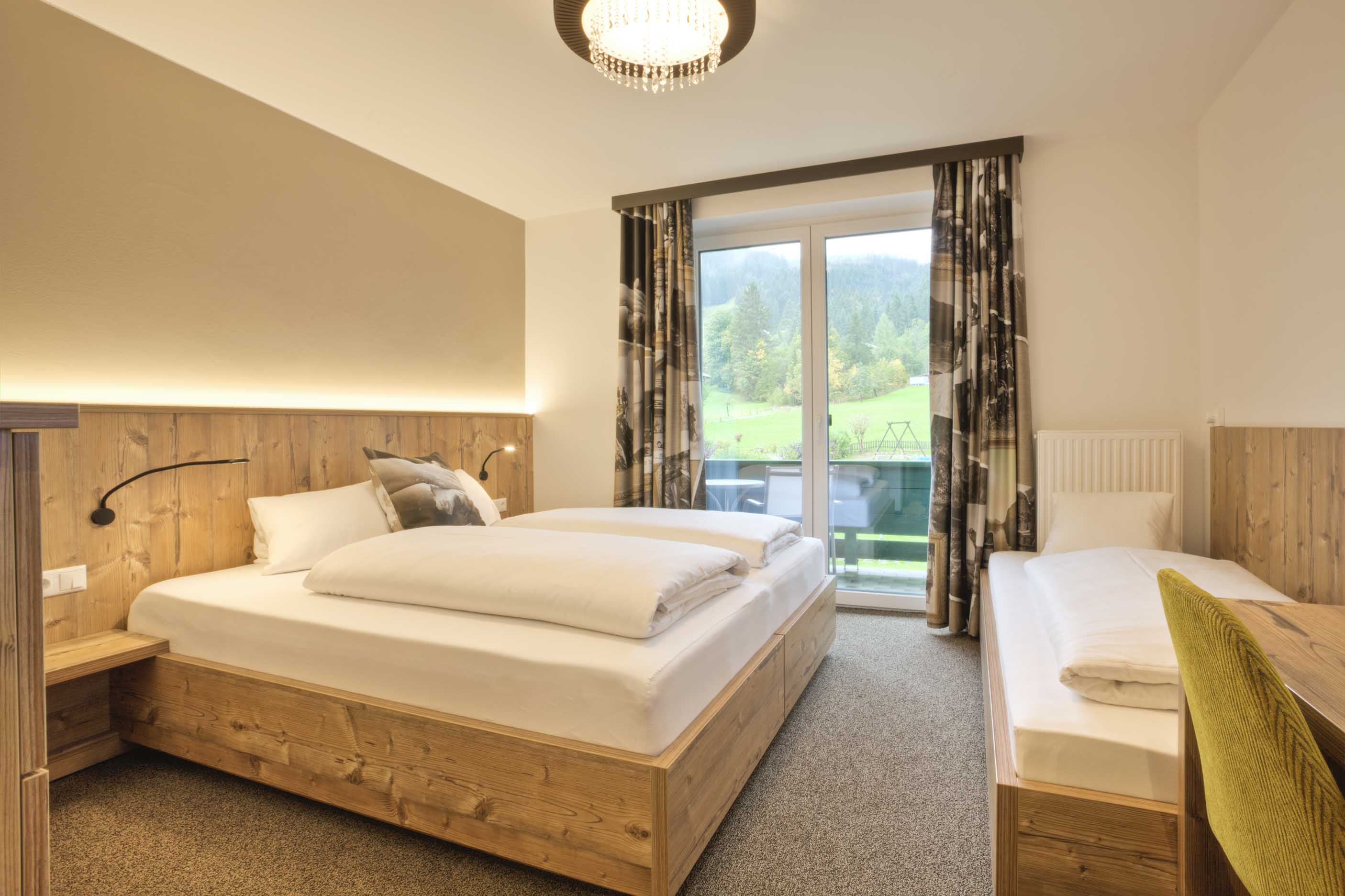 Hotel Sommerhof Zimmerkategorien Doppelzimmer Tannenwald (25m²)