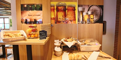 Allergiker-Hotels - rauchfreies Hotel - Frühstücksbuffet mit Blick auf die Brauerei - Best Western Plus BierKulturHotel Schwanen
