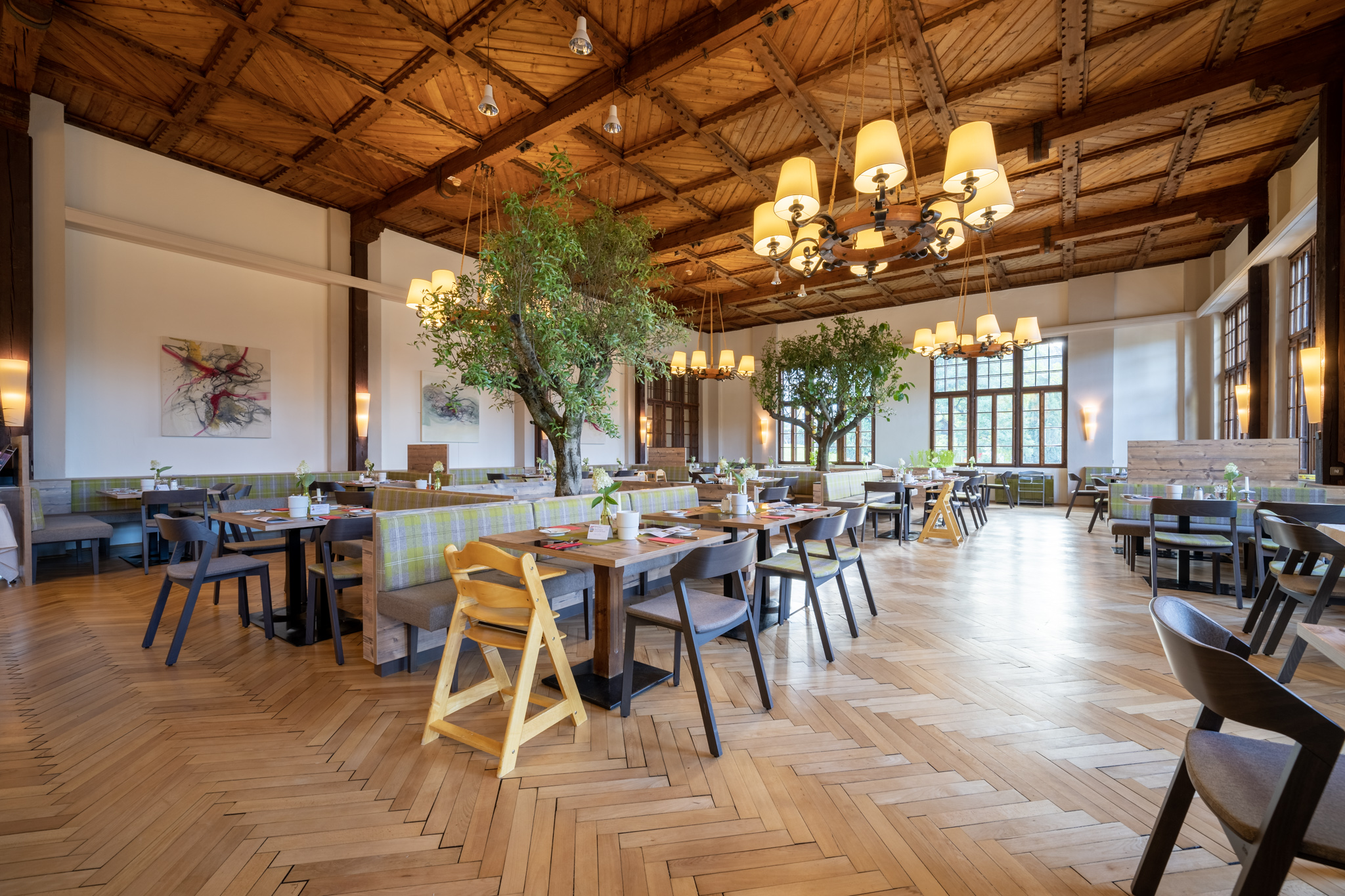 Allergiker-Hotels - Whirlpool - Speisesaal - Familienhotel Post