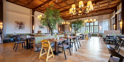 Allergiker-Hotels - Kinderbecken: Becken mit Chlor - Speisesaal - Familienhotel Post