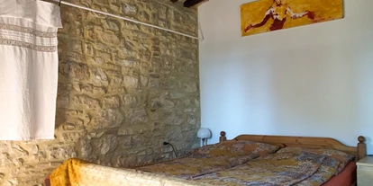 Allergiker-Hotels - rauchfreies Hotel - Schlafzimmer 1, Doppelbett mit Einzel-Bettdecken in Komfortgröße (220 cm lang) - Poggio-delle-Querce Eichenhügel