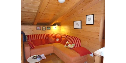 Allergiker-Hotels - rauchfreies Hotel - gemütlicher Wohnbereich mti Eck.Couch, SAT-TV - Hochkrimml 108/2
