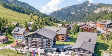 Allergiker-Hotels - Wände mit Naturfarbe bemalt - Hotel Gorfion im Sommer - Gorfion Familotel Liechtenstein