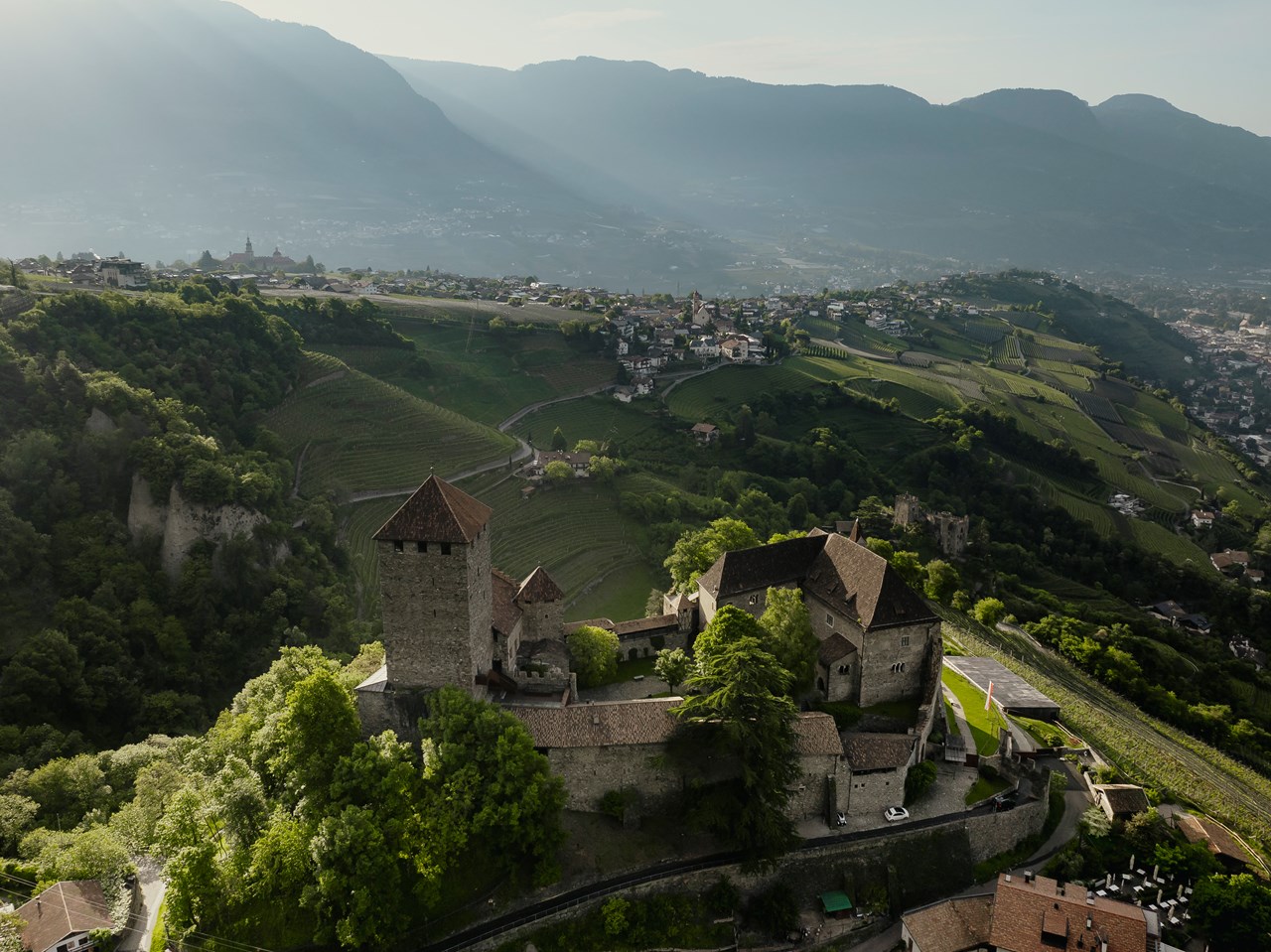 theiner's garten - Biorefugium Ausflugsziele Schloss Tirol