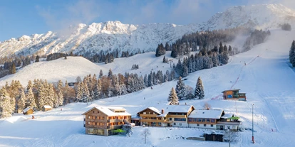 Allergiker-Hotels - Sauna - Hotel Außenansicht Winter - Biohotel Mattlihüs