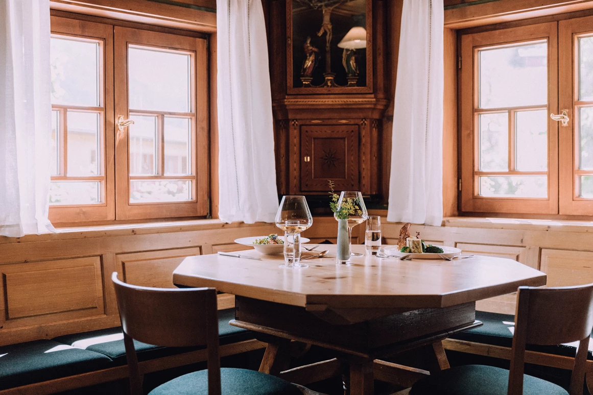 Hotel-fuer-Allergiker: Naturhotel Chesa Valisa Walserstube - Das Naturhotel Chesa Valisa****s