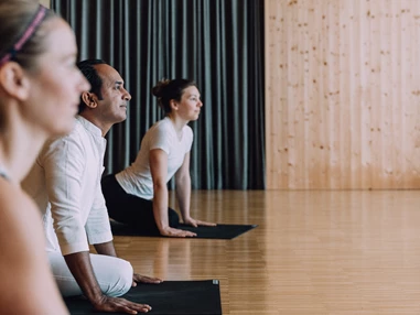 Hotel-fuer-Allergiker: Naturhotel Chesa Valisa Yoga  - Das Naturhotel Chesa Valisa****s