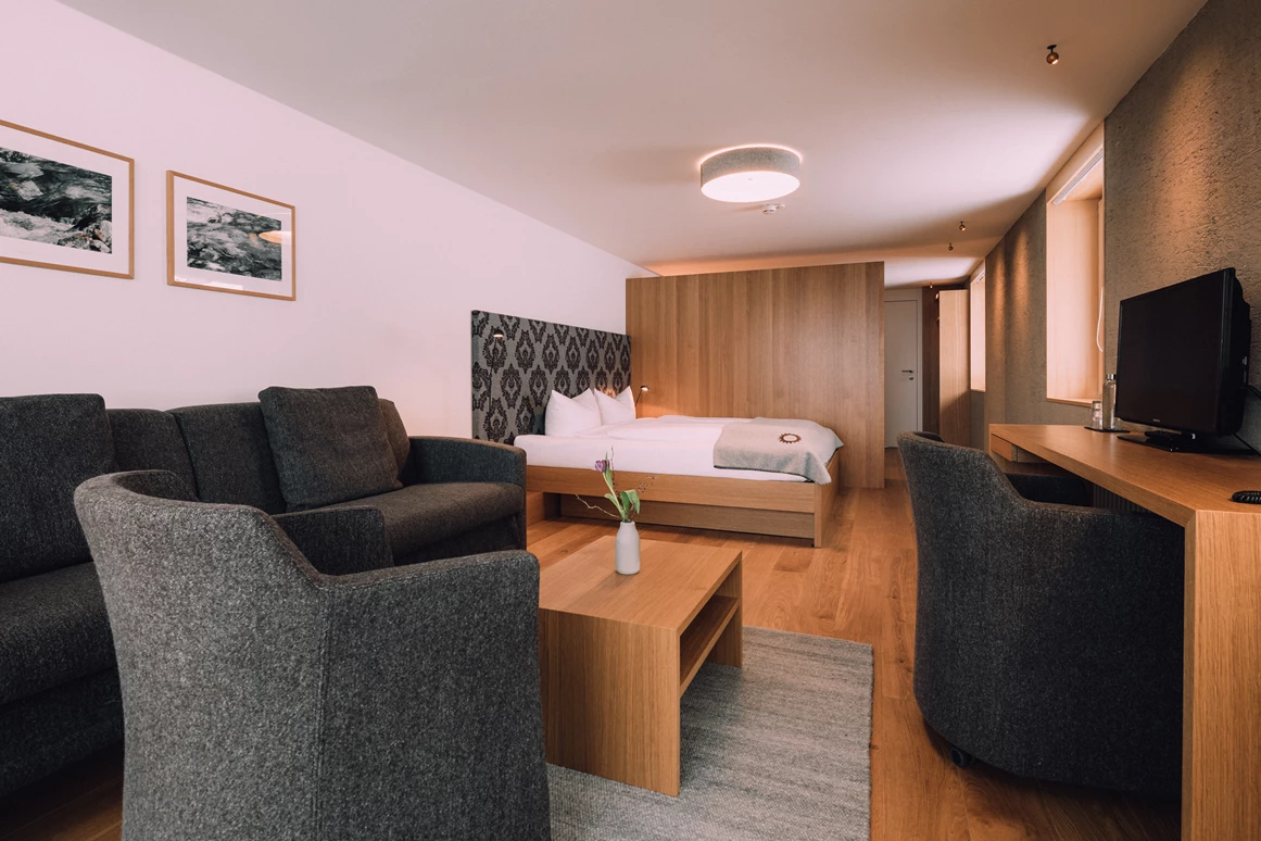 Hotel-fuer-Allergiker: Familienzimmer Komfort - Das Naturhotel Chesa Valisa****s